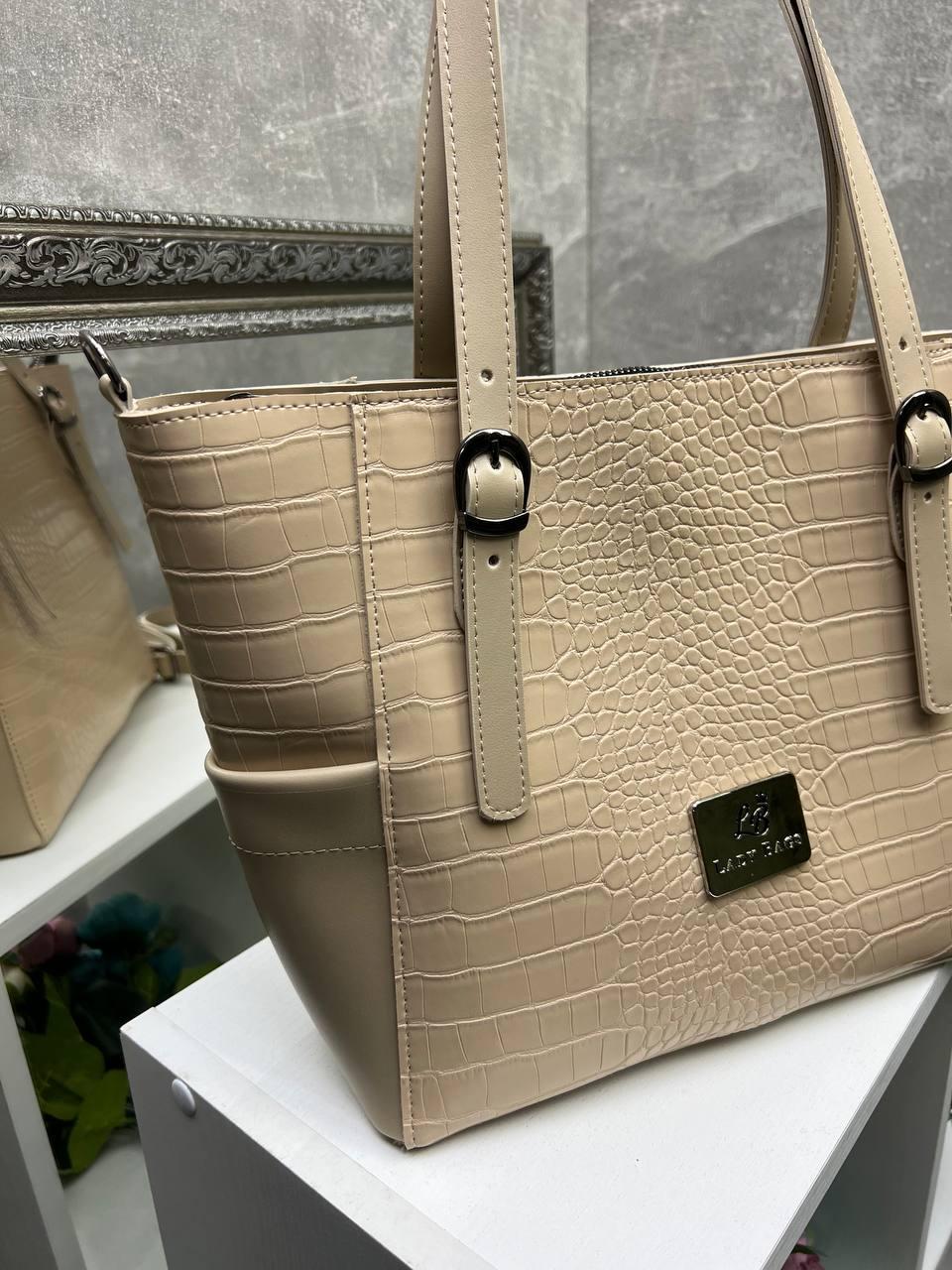 Сумка жіноча через плече з екошкіри велика якісна з принтом для документів Бежевий - фото 4 Сумка жіноча через плече з екошкіри велика якісна з принтом для документів Бежевий - фото 4