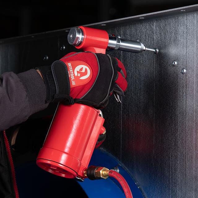 Пистолет заклепочный пневматический в кейсе с аксессуарами - фото 12 Пистолет заклепочный пневматический в кейсе с аксессуарами - фото 12