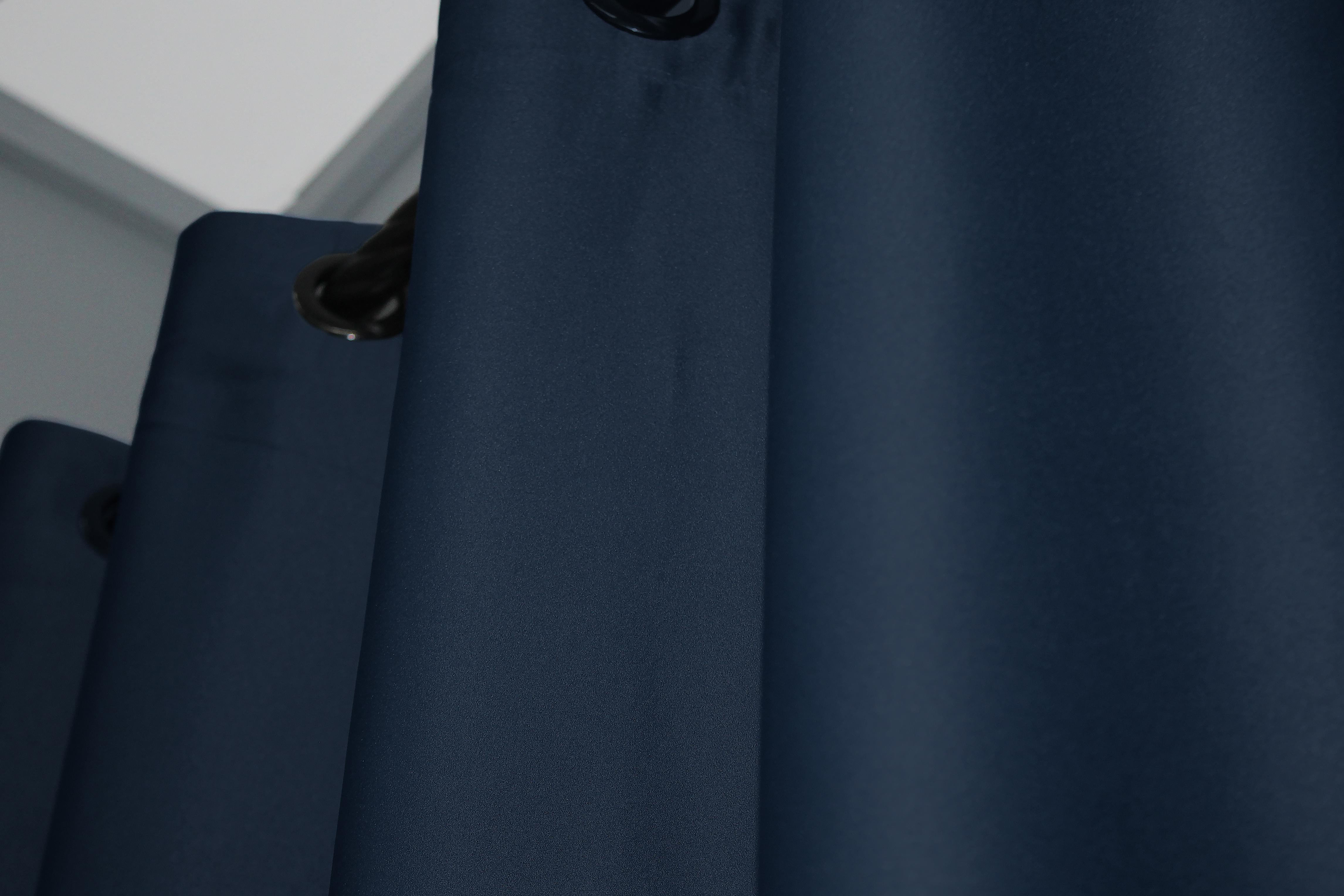 Комплект штор на люверсах VR-Textil Midnight № 1164ш 150х250 см 2 шт. Темно-синій (37-0011) - фото 6 Комплект штор на люверсах VR-Textil Midnight № 1164ш 150х250 см 2 шт. Темно-синій (37-0011) - фото 6