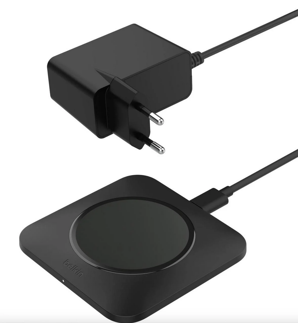 Зарядное устройство Belkin 15W Pad Universal Black (WIA007VFBK)