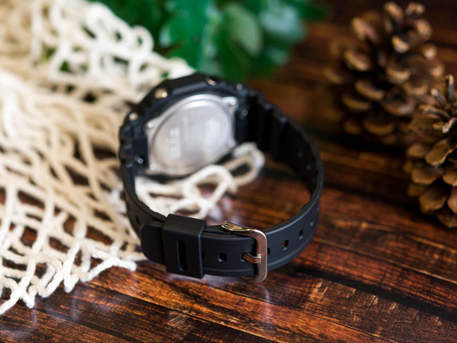 Часы Casio G-SHOCK GA-2100-1A2ER Neon Accent Series (1511) - фото 4