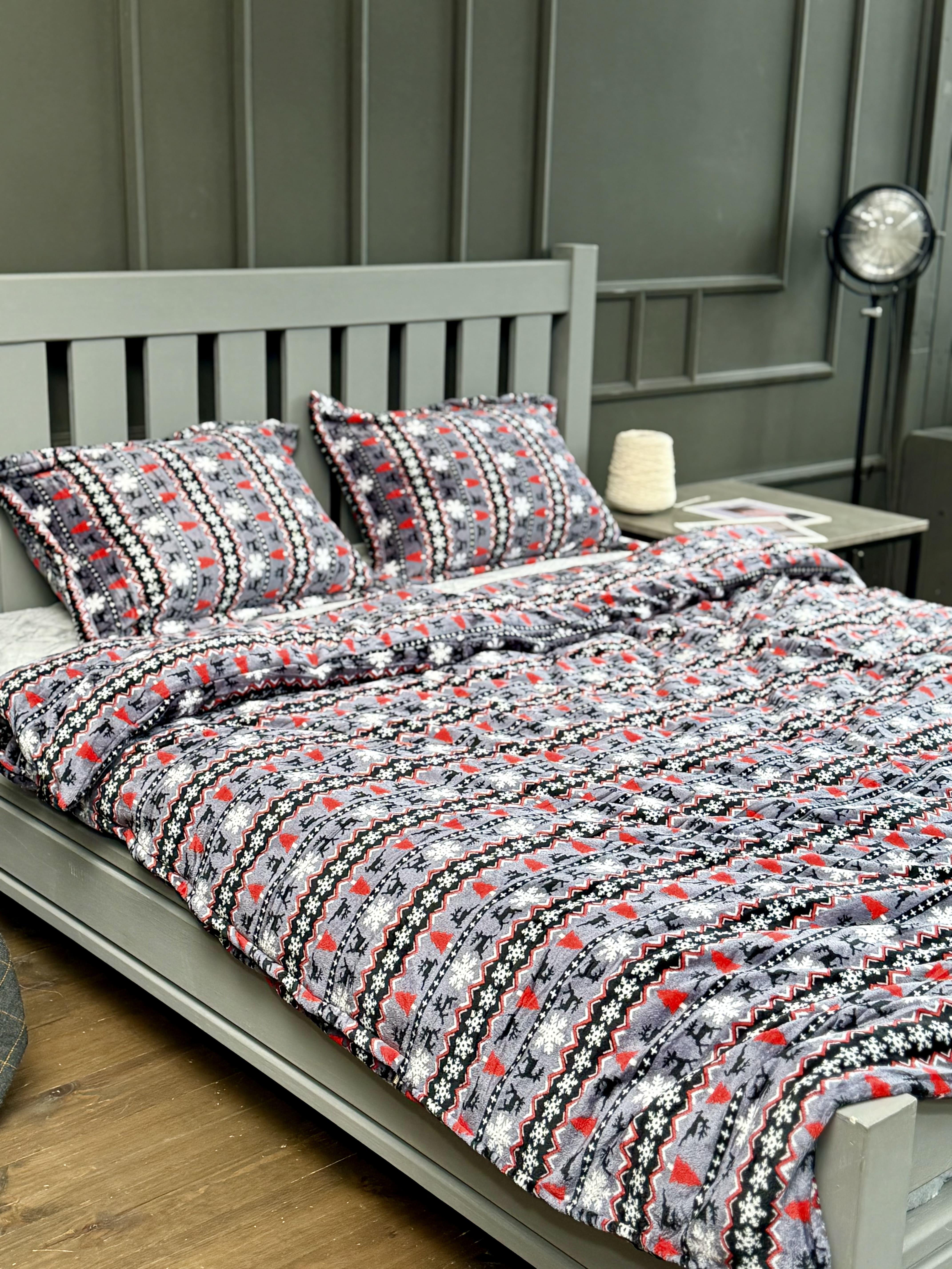 Комплект постельного белья на резинке Северная сказка плюш семейный/наволочки 50х70/70x70 см (9062) - фото 3