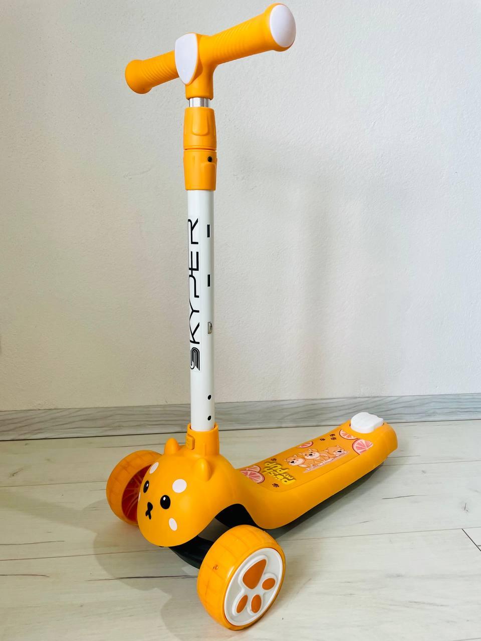 Самокат триколісний Skyper DS-20745 зі світлом музикою та підсвічуванням 109х44 мм - фото 3 Самокат триколісний Skyper DS-20745 зі світлом музикою та підсвічуванням 109х44 мм - фото 3