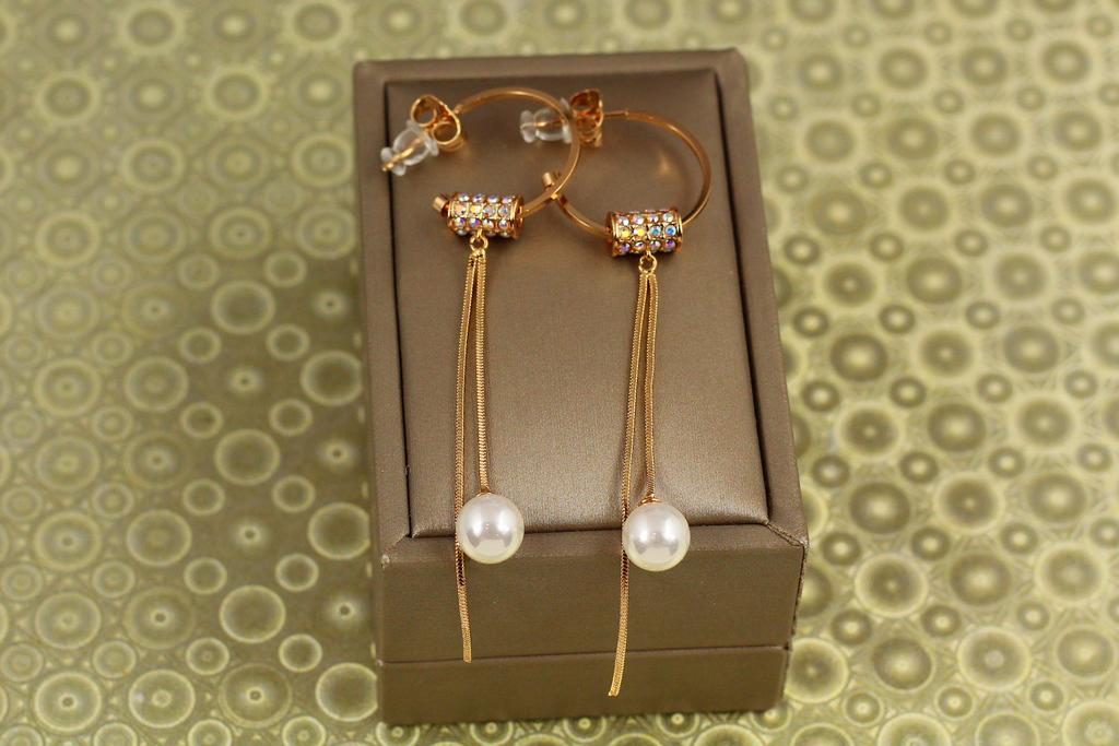 Серьги Xuping Jewelry Жемчужина на подвеске 8 см Золотистый (33560137)