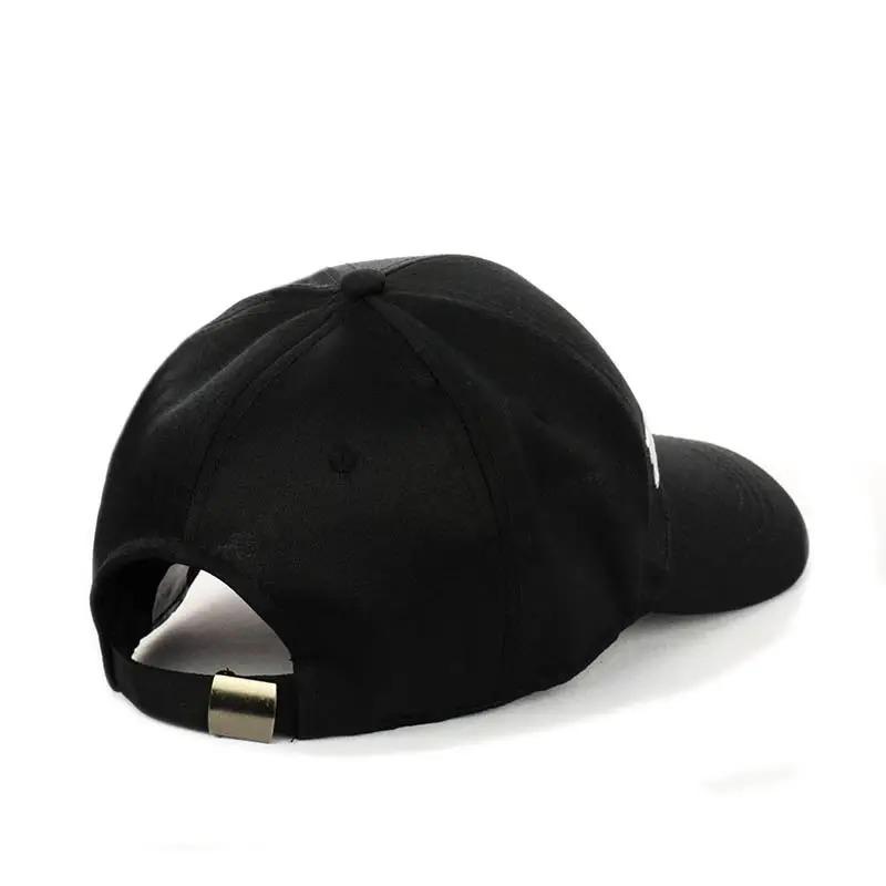 Бейсболка жіноча з вишивкою GUESS 55-58 см Чорний - фото 2 Бейсболка жіноча з вишивкою GUESS 55-58 см Чорний - фото 2