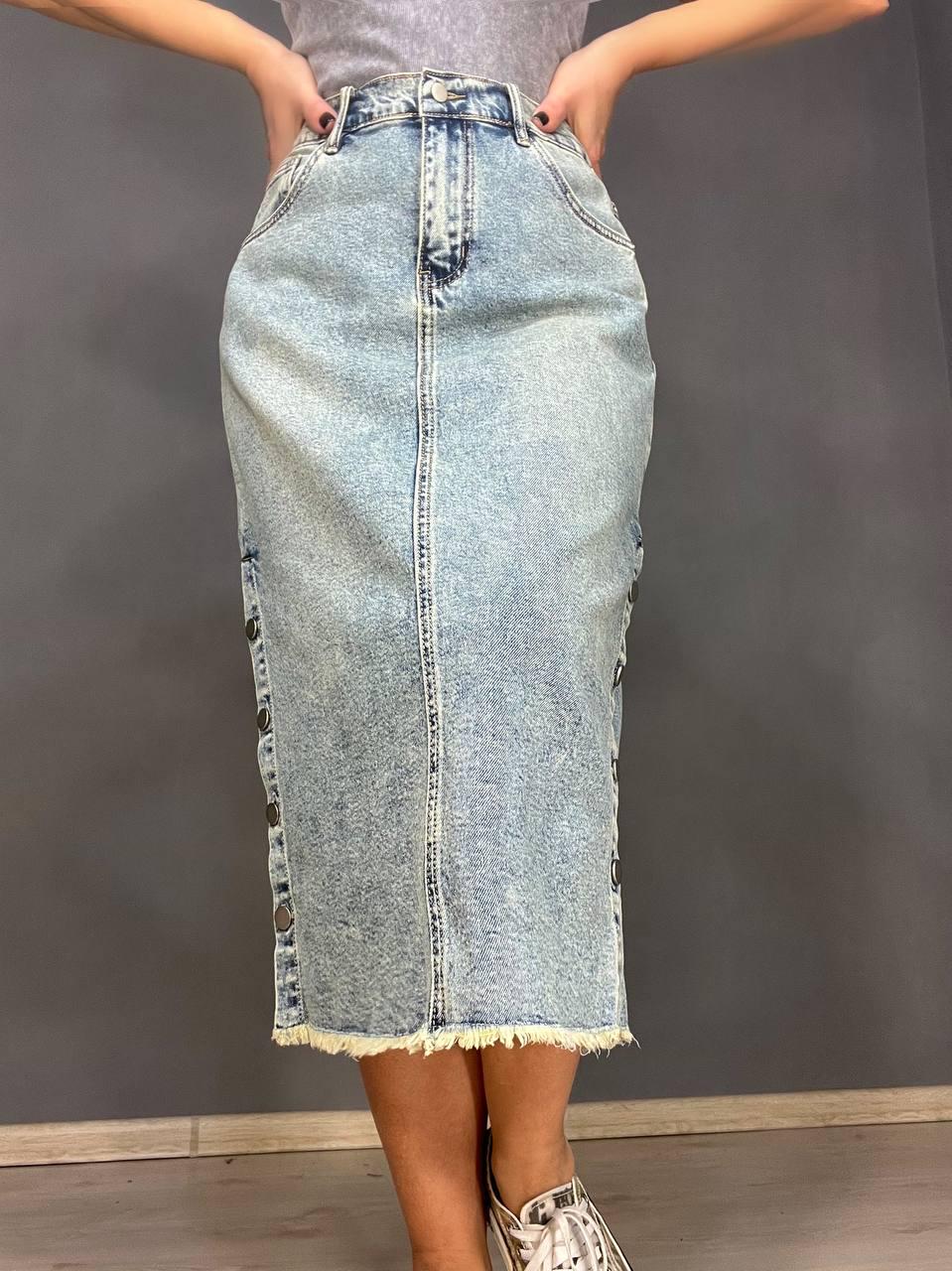 Юбка женская джинсовая Liana 381 ниже колена резинка на талии разрезы по бокам на пуговицах р. 33 Голубой (3578) - фото 5 Юбка женская джинсовая Liana 381 ниже колена резинка на талии разрезы по бокам на пуговицах р. 33 Голубой (3578) - фото 5