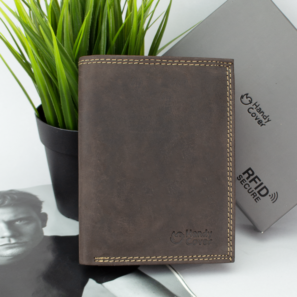 Портмоне мужское кожаное Handycover N4-CHM вертикальное без застежки Коричневый