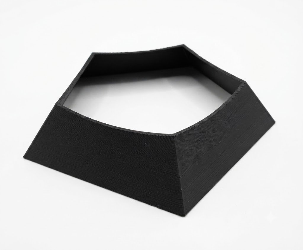 Подставка для мяча пятиугольная 11,1×11,7×21 см Черный (3148202270)