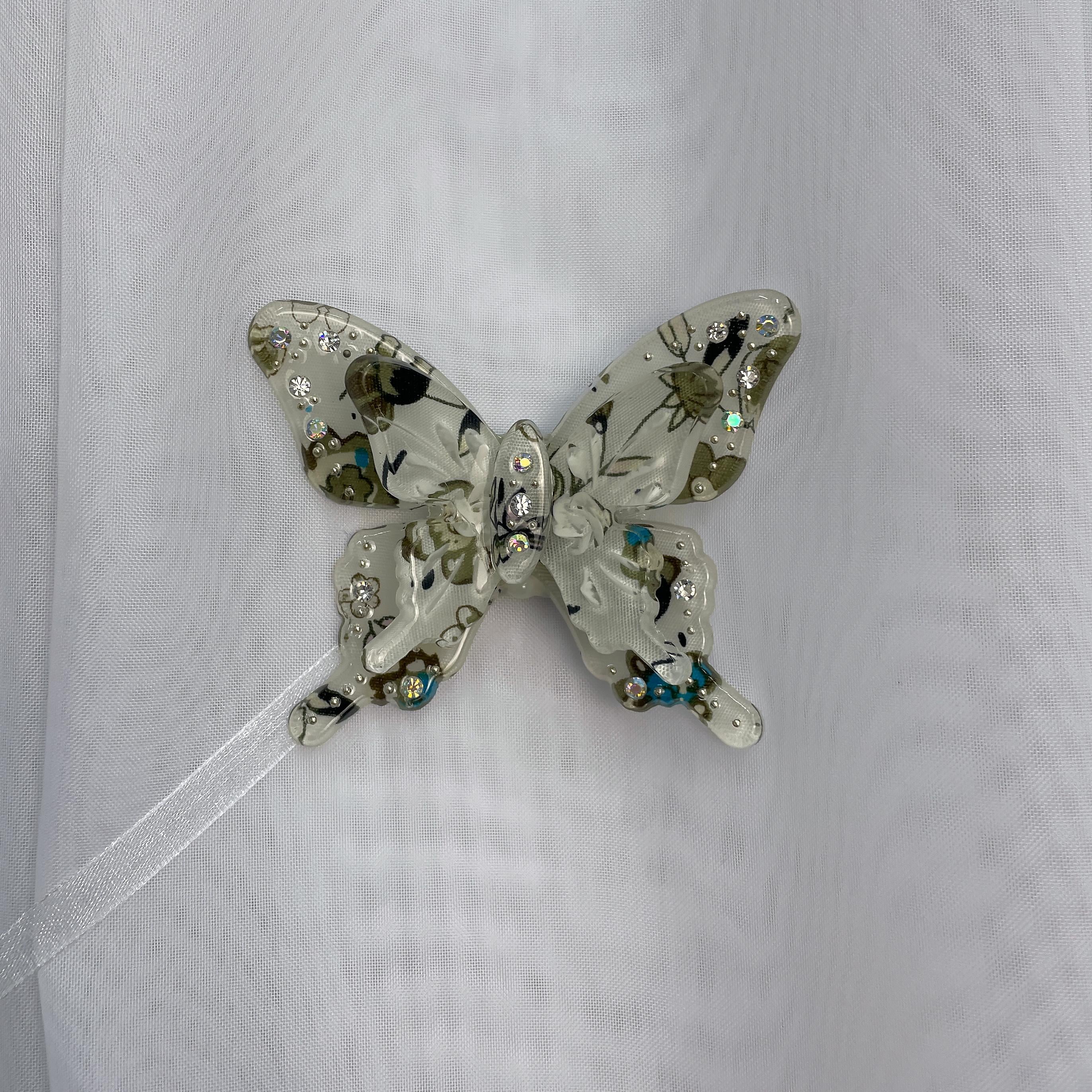 Магниты для штор и гардин Бабочка Люси 2 шт. Хаки (81-171)