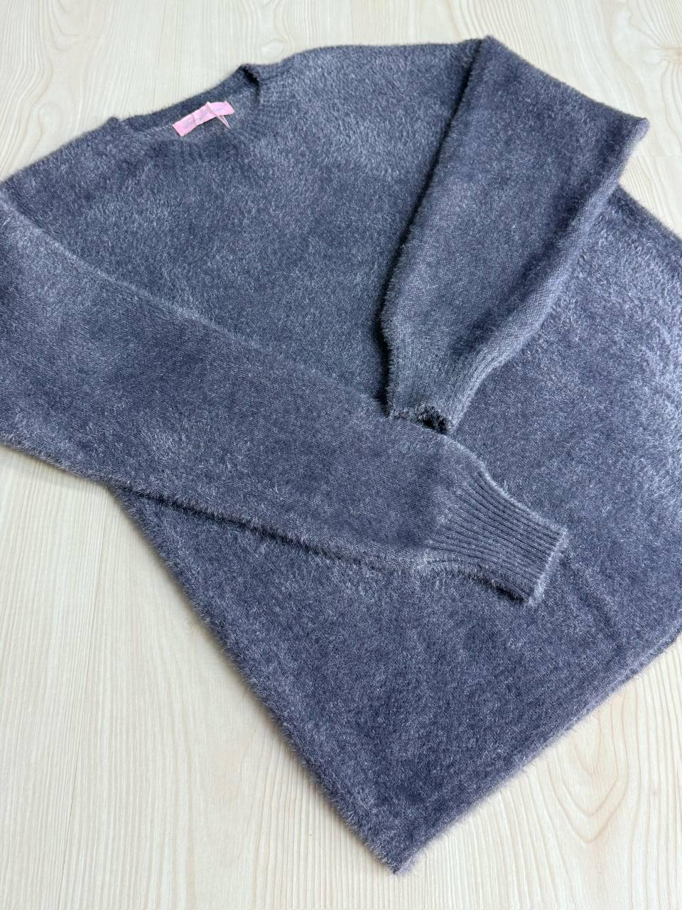 Светр жіночий Fancy Matinee 5977 ангора базовий OS Графіт (5038) - фото 4 Светр жіночий Fancy Matinee 5977 ангора базовий OS Графіт (5038) - фото 4