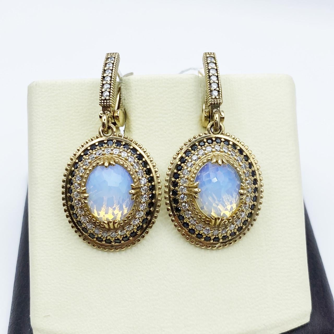 Сережки срібні Роксолана зі місячним каменем та кубічним цирконієм 14,43 г