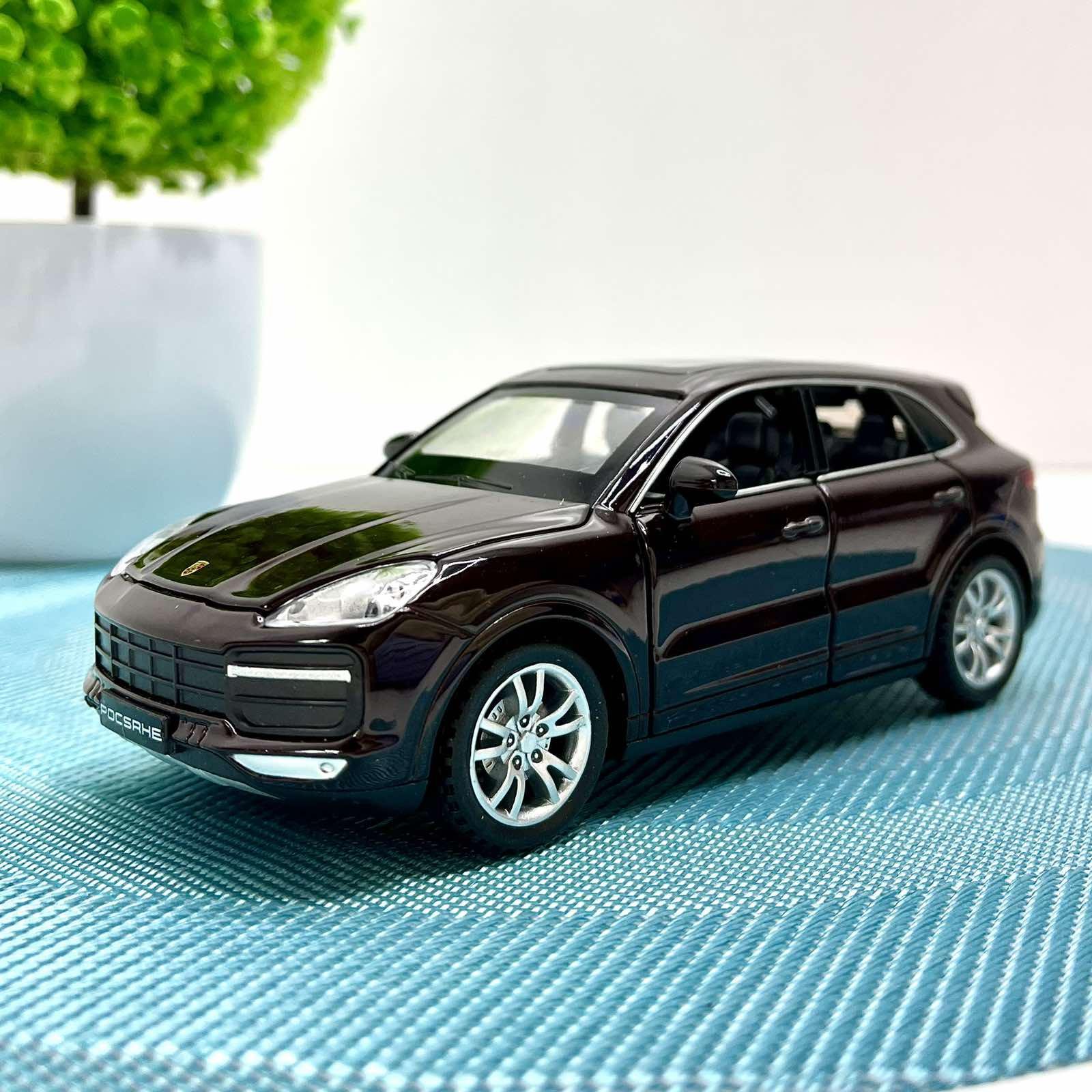 Машинка металлическая АвтоЭксперт Porsche Cayenne 5 1:32 свет/звук Темно-коричневый (24705)