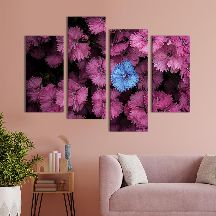 Картина на полотні Незвичайна синя модерніту серед рожевого кольору 149x106 см (909-42)