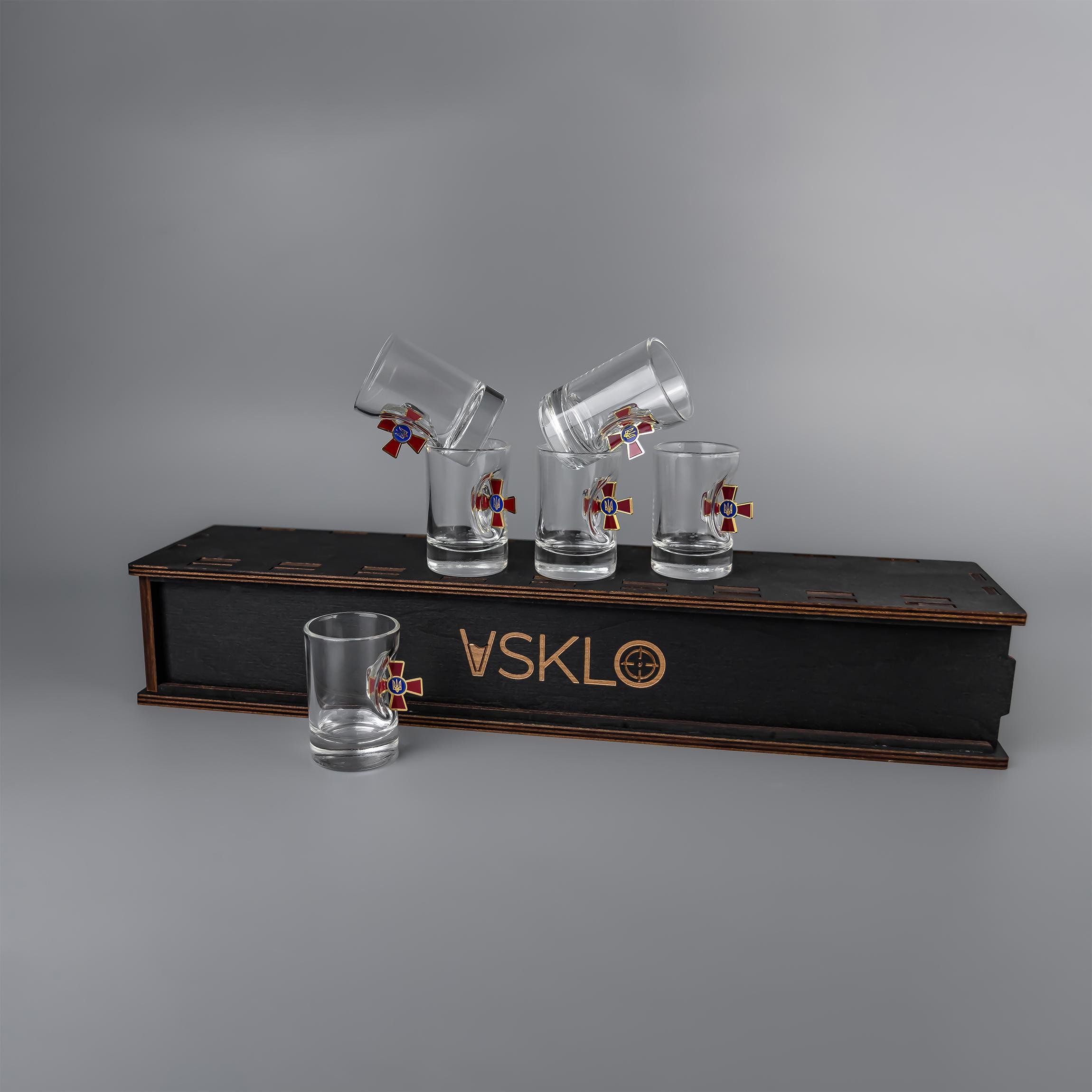 Набор рюмок на подставке ВСУ с упаковкой (24837189) - фото 4 Набор рюмок на подставке ВСУ с упаковкой (24837189) - фото 4