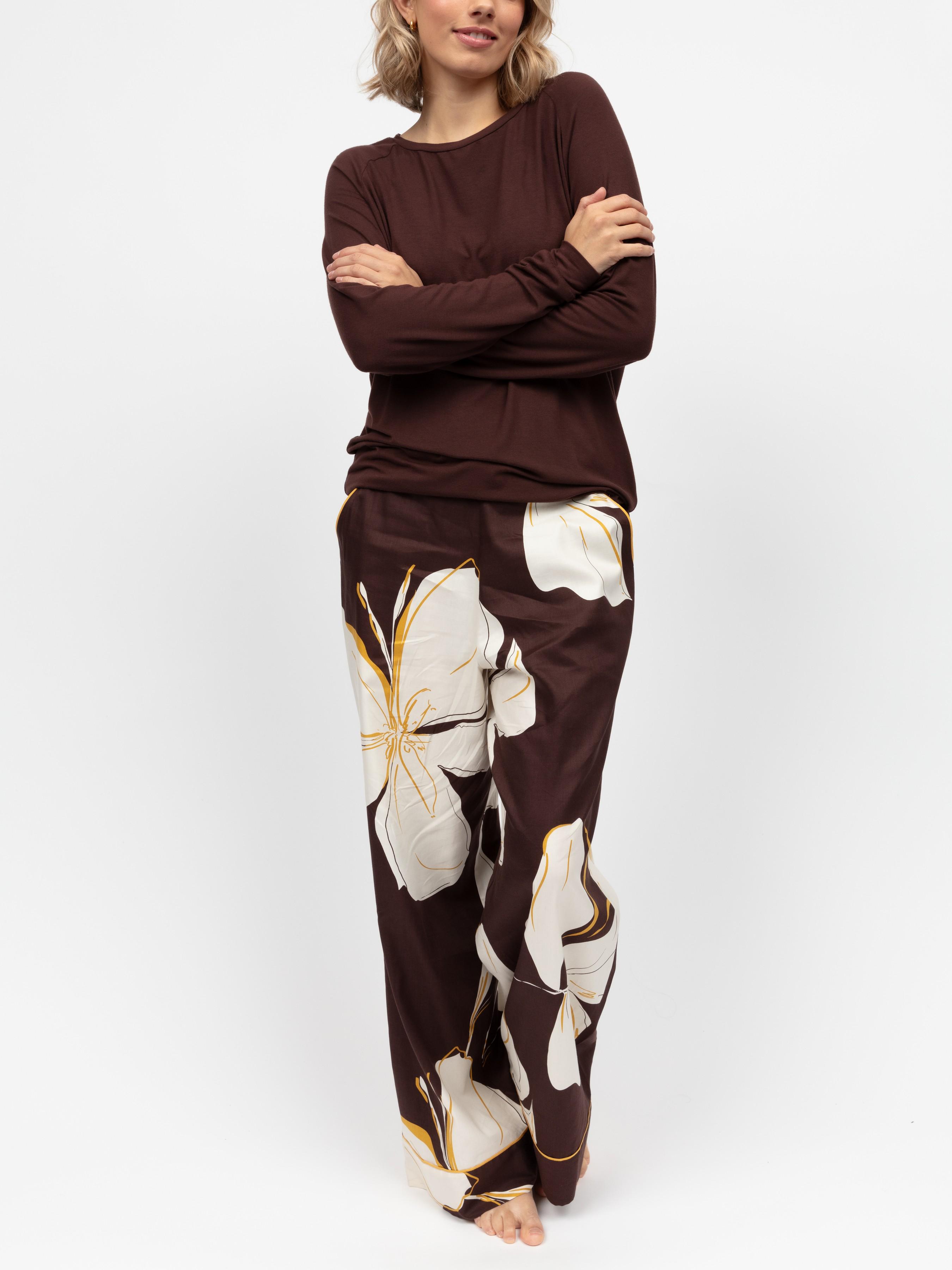 Пижама женская CYBERJAMMIES Claudia 5097-5094 16/XL Коричневый с цветочным принтом (5051877611016)