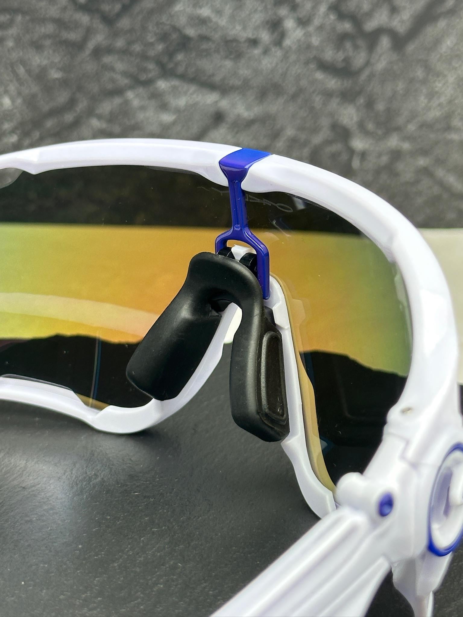ᐉ Солнцезащитные очки Oakley Jawbreaker OO9270 с линзой Prizm