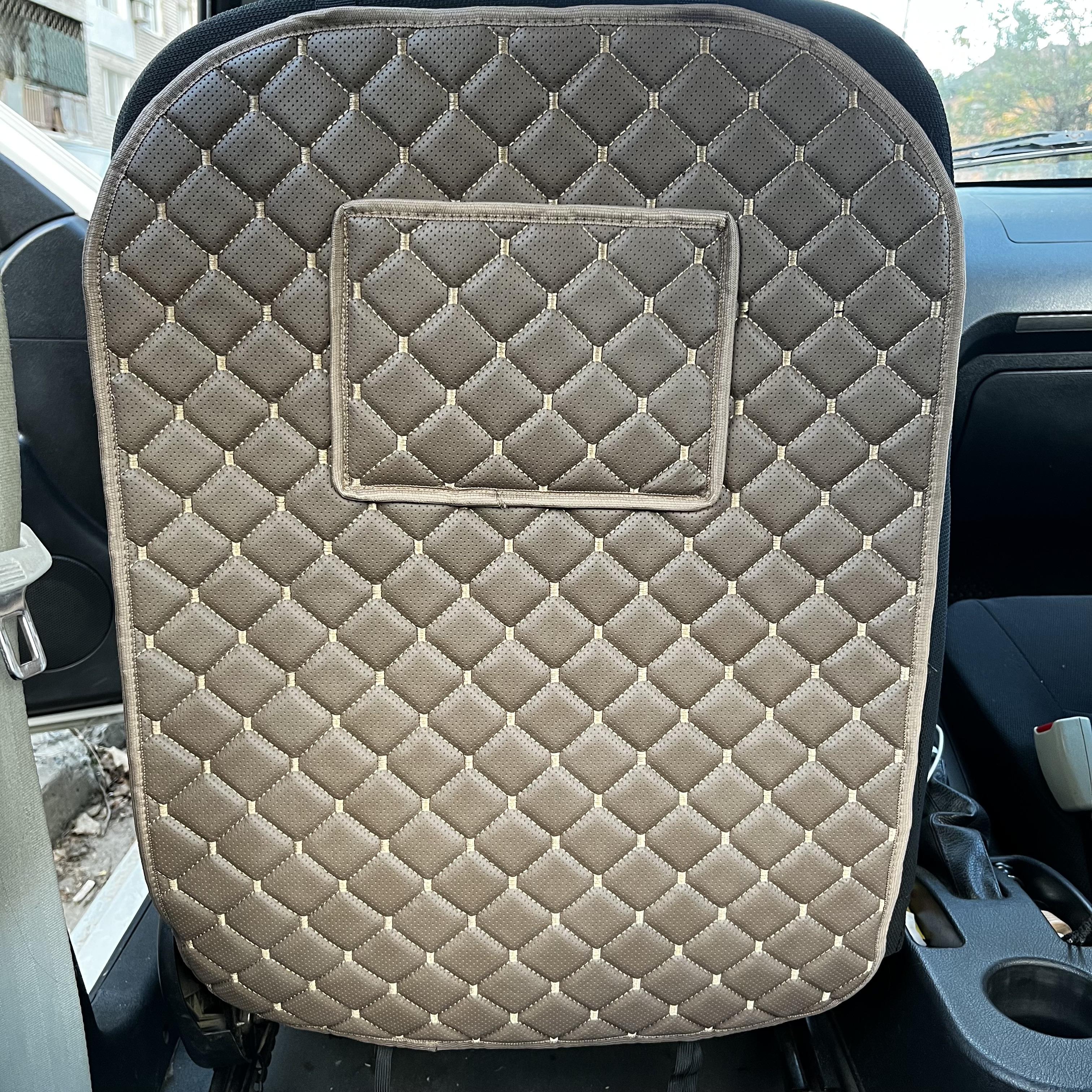 Накидка захисна на спинку переднього сидіння автомобіля з екошкіри 60x45 см з одним карманом Світло-коричневий (29882941) - фото 1 Накидка захисна на спинку переднього сидіння автомобіля з екошкіри 60x45 см з одним карманом Світло-коричневий (29882941) - фото 1