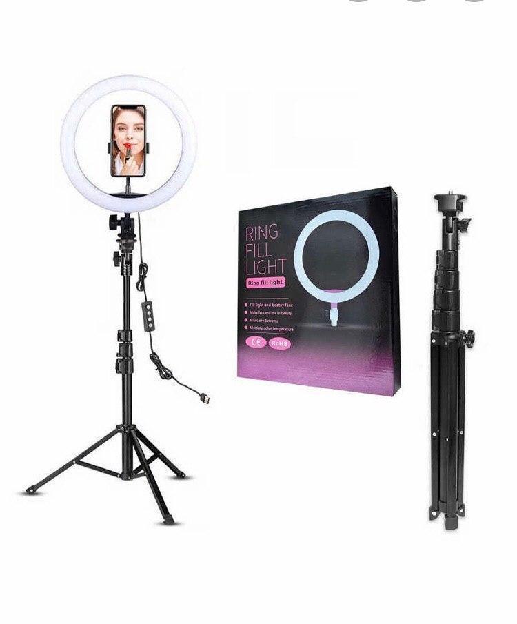 Лампа LED Ring 26 см с держателем для телефона и штативом 2,1 м (HQ 11-VP) - фото 2 Лампа LED Ring 26 см с держателем для телефона и штативом 2,1 м (HQ 11-VP) - фото 2