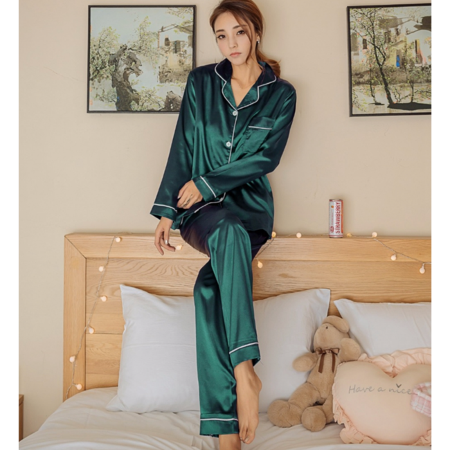 Атласная пижама Шелковые объятия JULY'S SONG M р. 46 Атласная пижама Шелковые объятия JULY'S SONG M р. 46