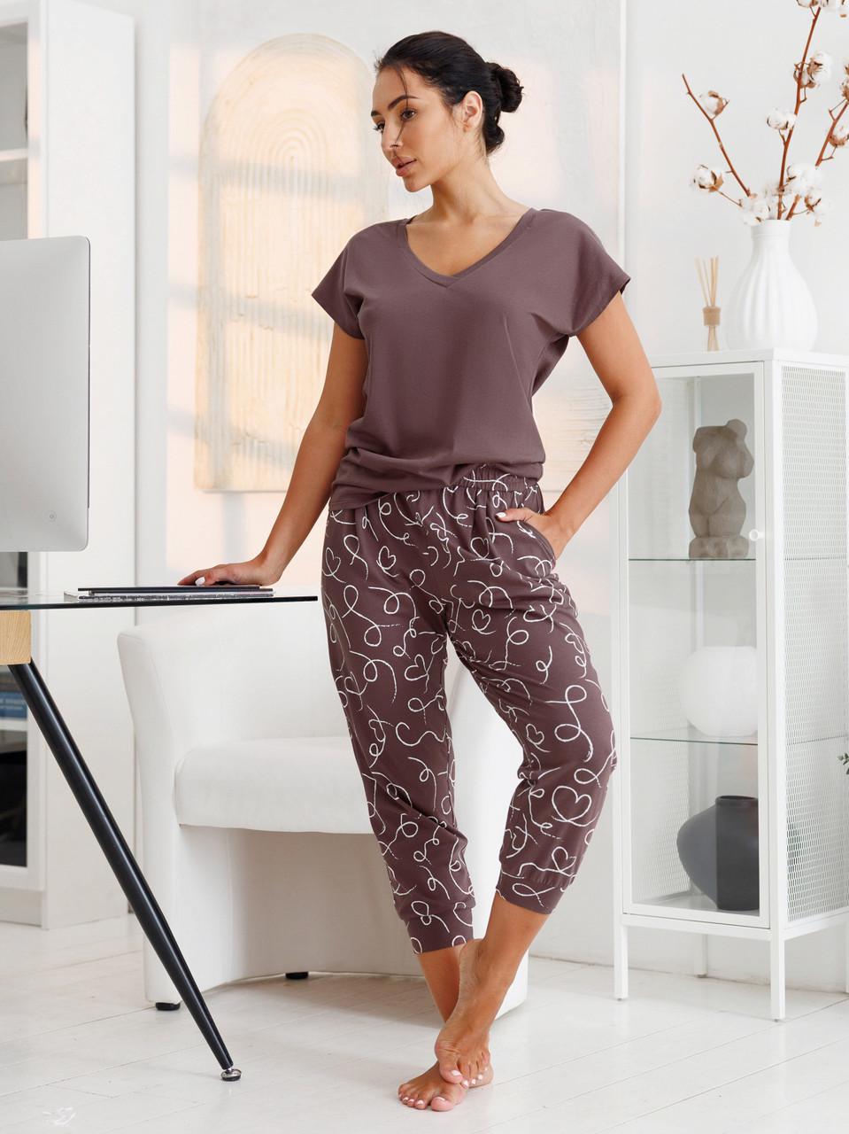 Піжама жіноча Roksana футболка/бриджі з абстрактним принтом M Кавовий (1332/12307) Піжама жіноча Roksana футболка/бриджі з абстрактним принтом M Кавовий (1332/12307)