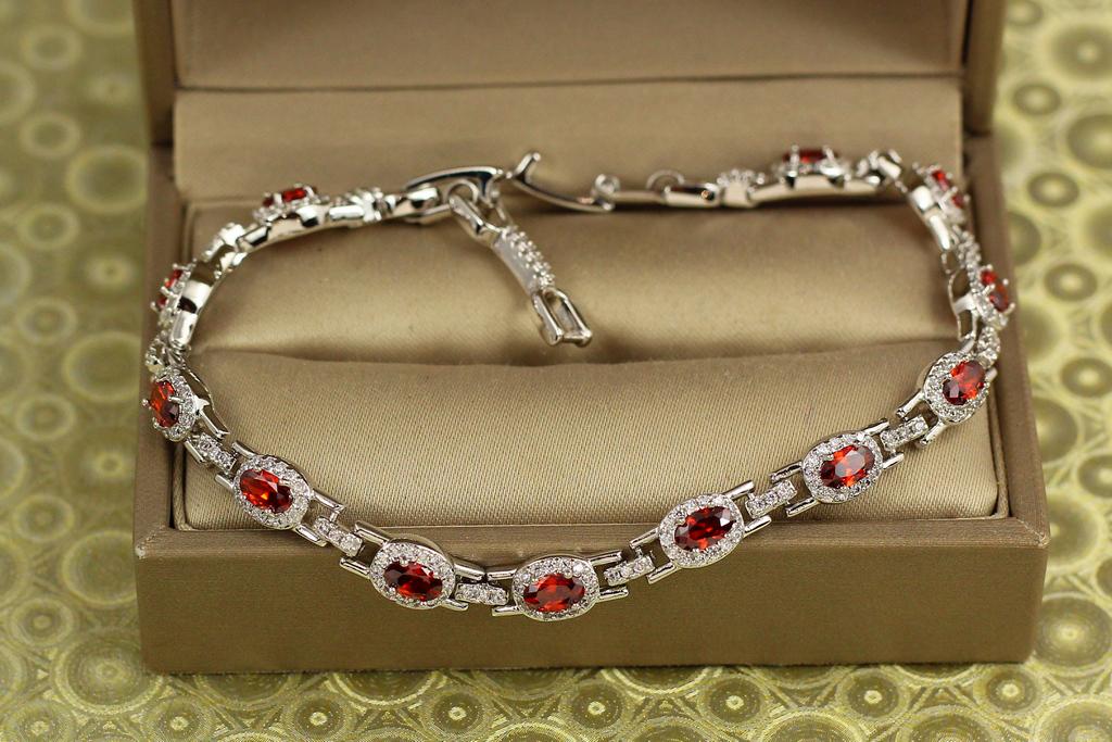 Браслет Xuping Jewelry Мозаика с красными камнями 19 см 6 мм Серебристый (34149626)