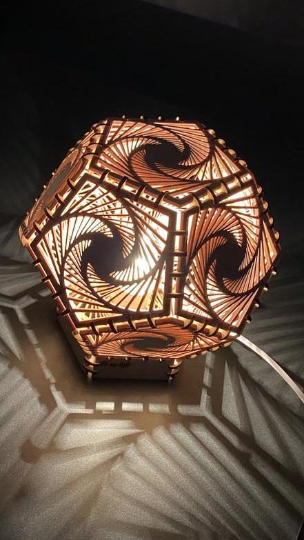 Ночник деревянный декоративный Торнадо 25х25 см Дерево светлое (SV-615)