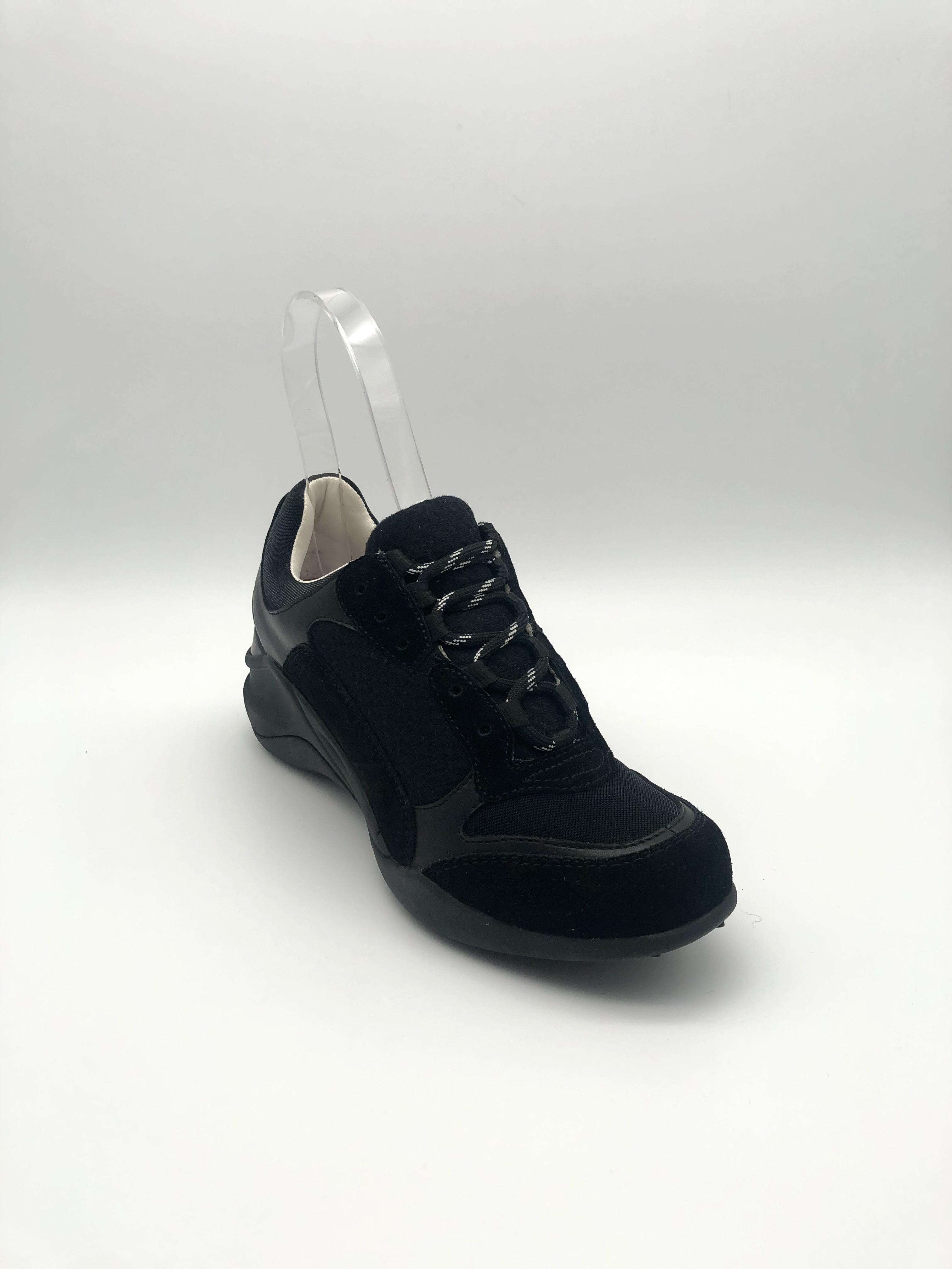 Кросівки жіночі Fornarina F126 р. 37 Чорний