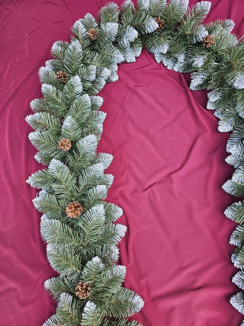 Гірлянда хвойна Елітна з шишками з ПВХ із засніженими кінцями 2,9 м Зелений (150-41-Гірл шишка)