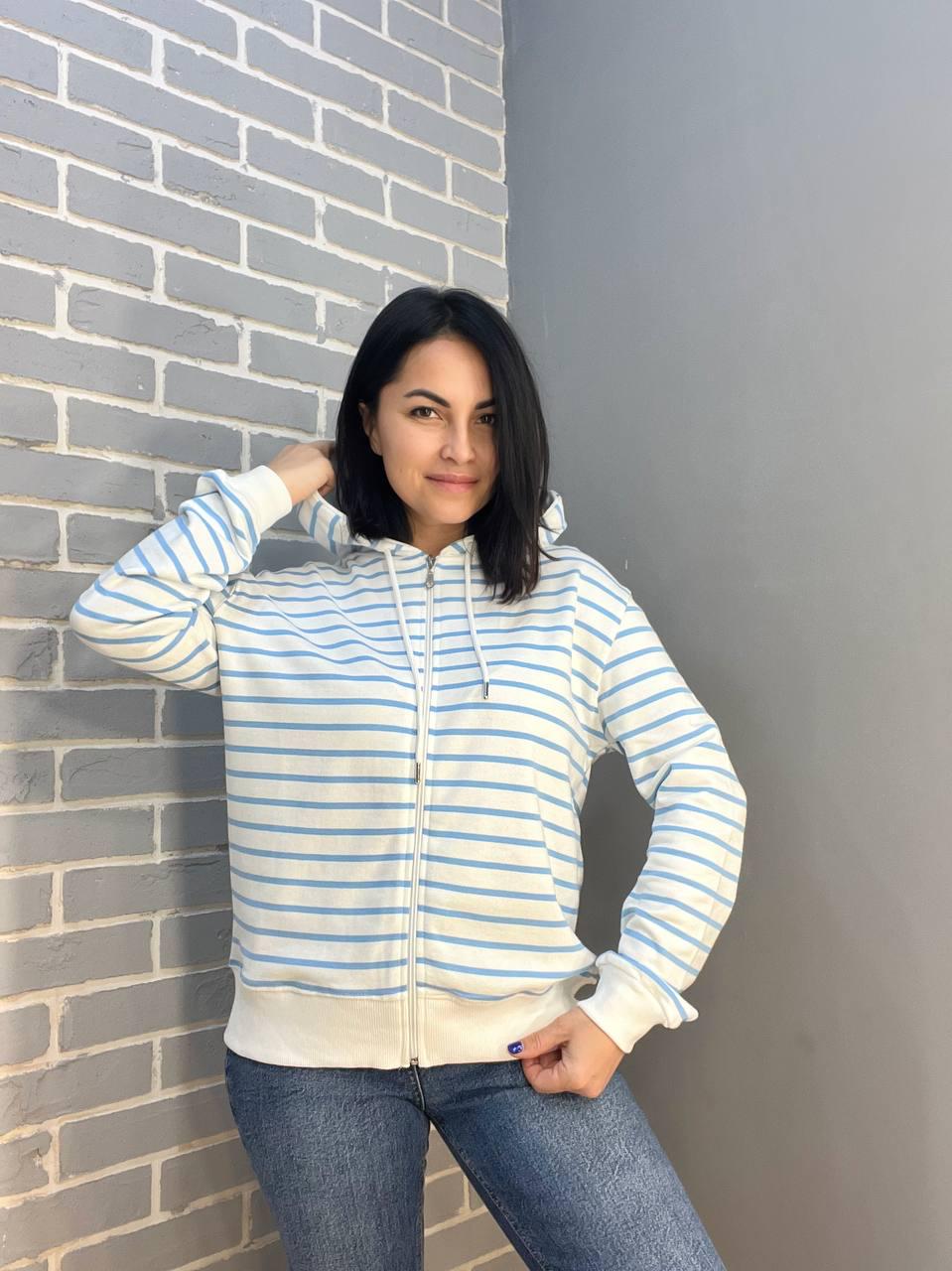 Толстовка жіноча PEPPER MINT 24-01 в смужку на блискавці з капюшоном OS Блакитний (1376) - фото 5 Толстовка жіноча PEPPER MINT 24-01 в смужку на блискавці з капюшоном OS Блакитний (1376) - фото 5