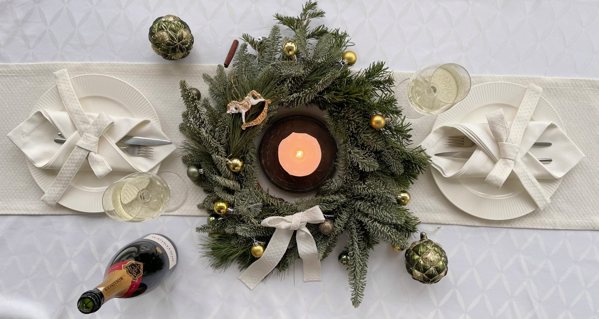 Комплект столового текстиля из жаккардового хлопка Christmas Fine Dining Комплект столового текстиля из жаккардового хлопка Christmas Fine Dining