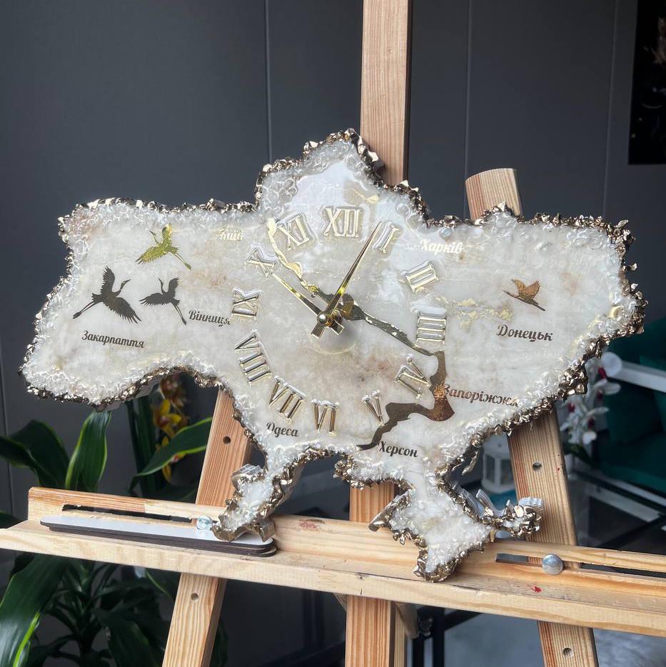 Годинник настінний з епоксидної смоли Карта України 70x45 см