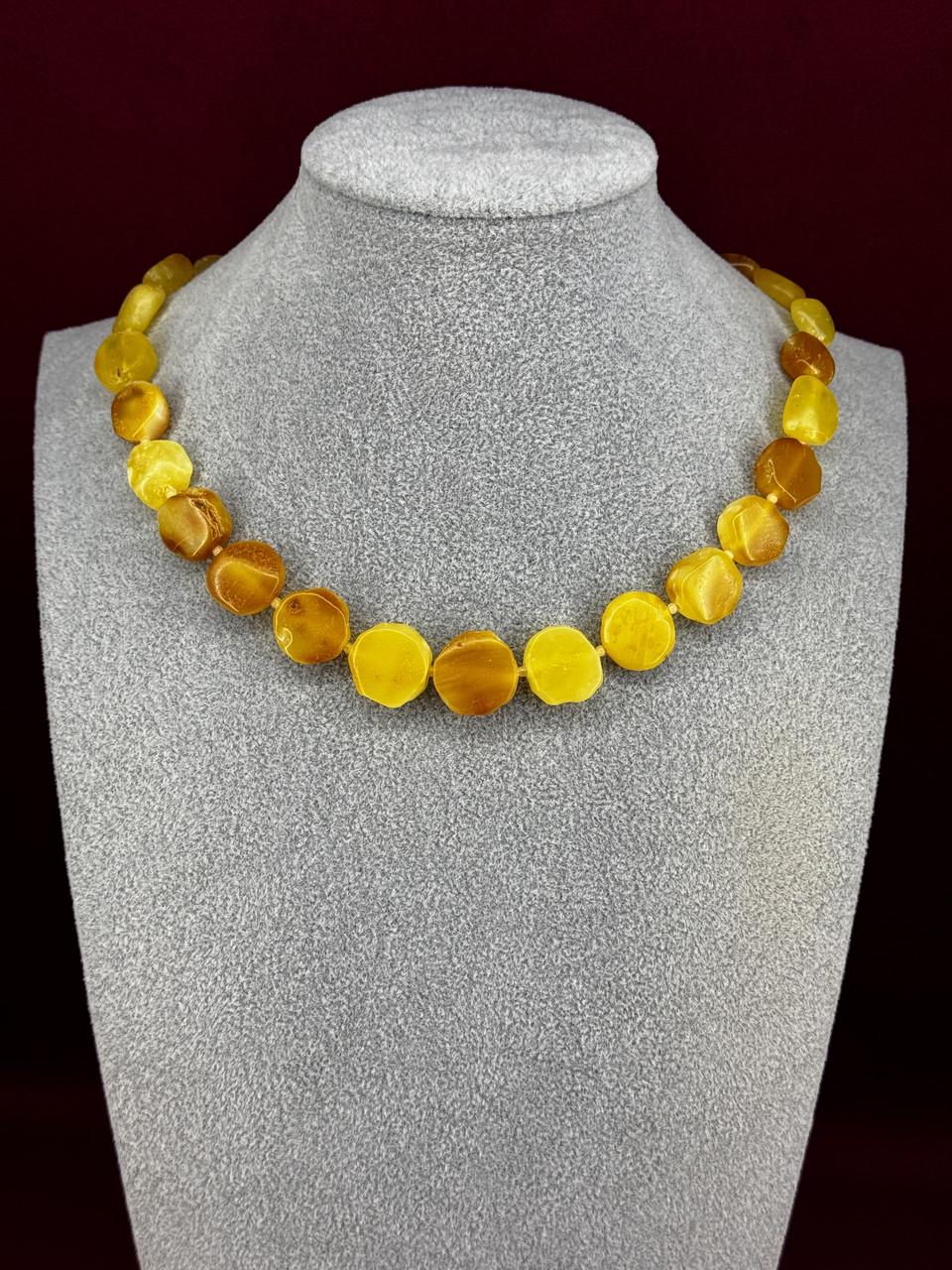 Бусы из янтаря лечебные 44 см (н-860)