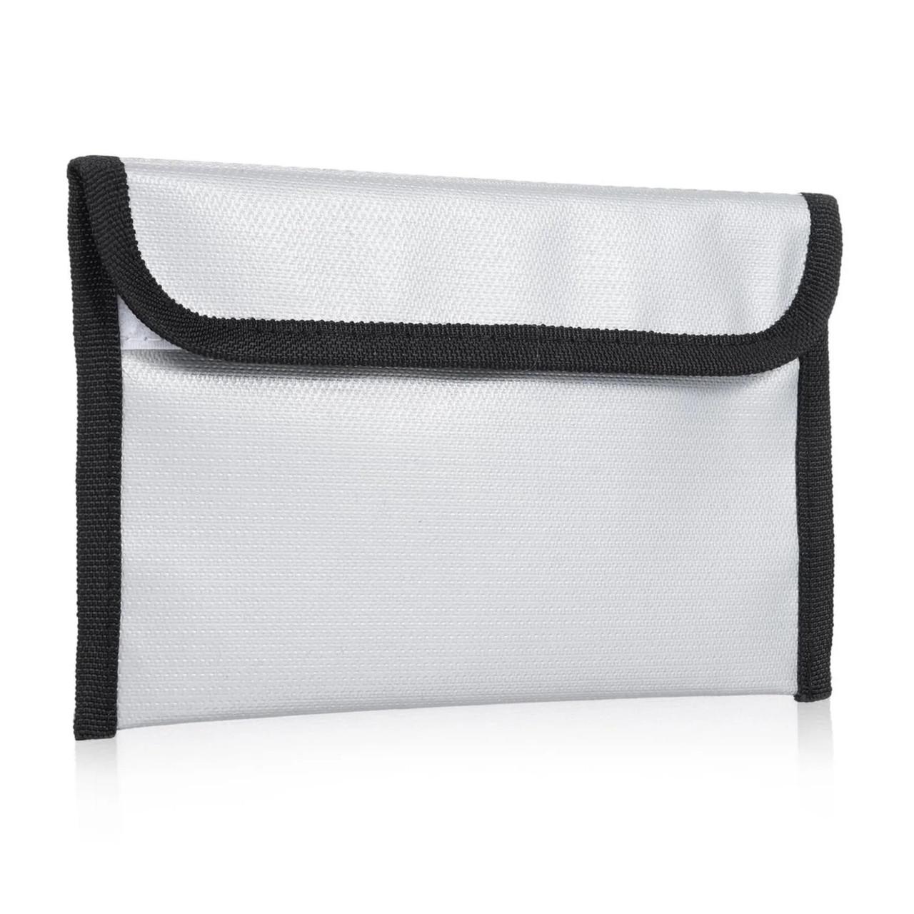 Сумка-конверт для документов Wellamart огнестойкая 20x13 см (8960) Сумка-конверт для документов Wellamart огнестойкая 20x13 см (8960)