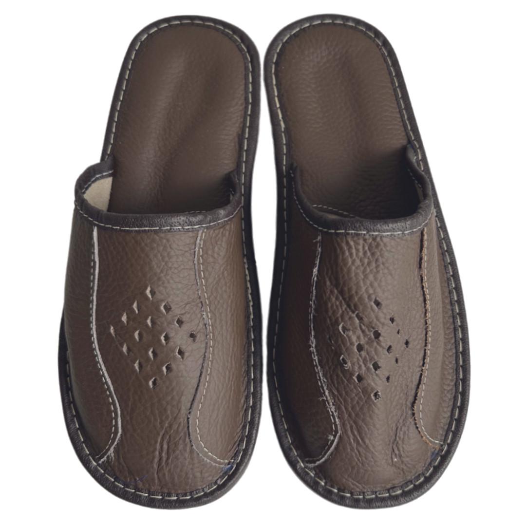 Чоловічі тапочки з натуральної шкіри р. 41 Коричневий (2603502337) - фото 1 Чоловічі тапочки з натуральної шкіри р. 41 Коричневий (2603502337) - фото 1