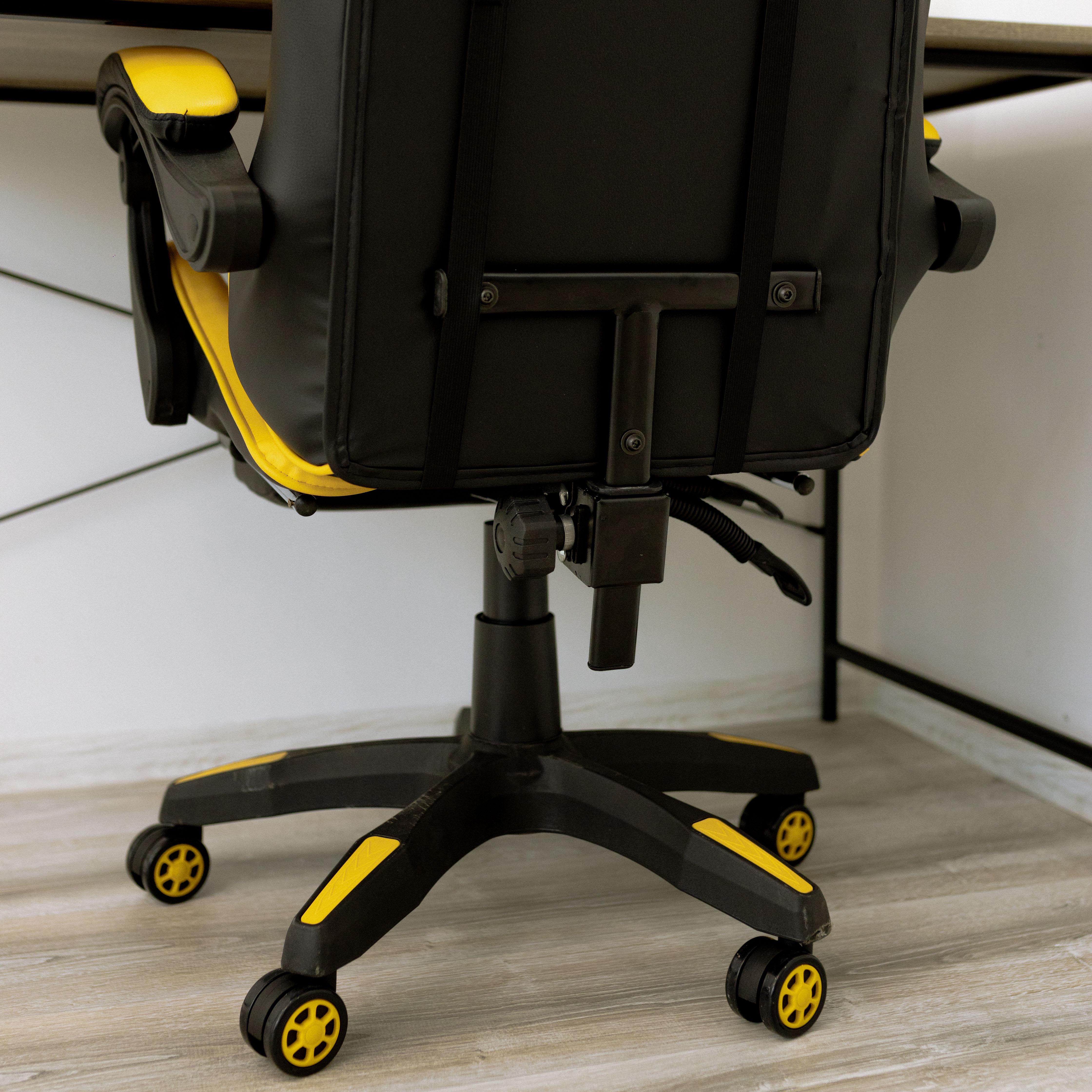 Кресло компьютерное игровое для офиса и дома 4Points GT с подушками и подставкой для ног Черный/Желтый (40044) - фото 9 Кресло компьютерное игровое для офиса и дома 4Points GT с подушками и подставкой для ног Черный/Желтый (40044) - фото 9