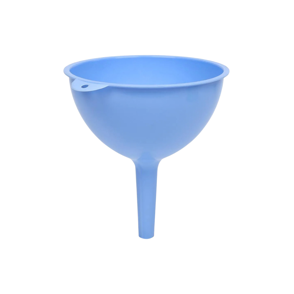 Лейка пластиковая SoloPlast универсальная (28144616) Лейка пластиковая SoloPlast универсальная (28144616)