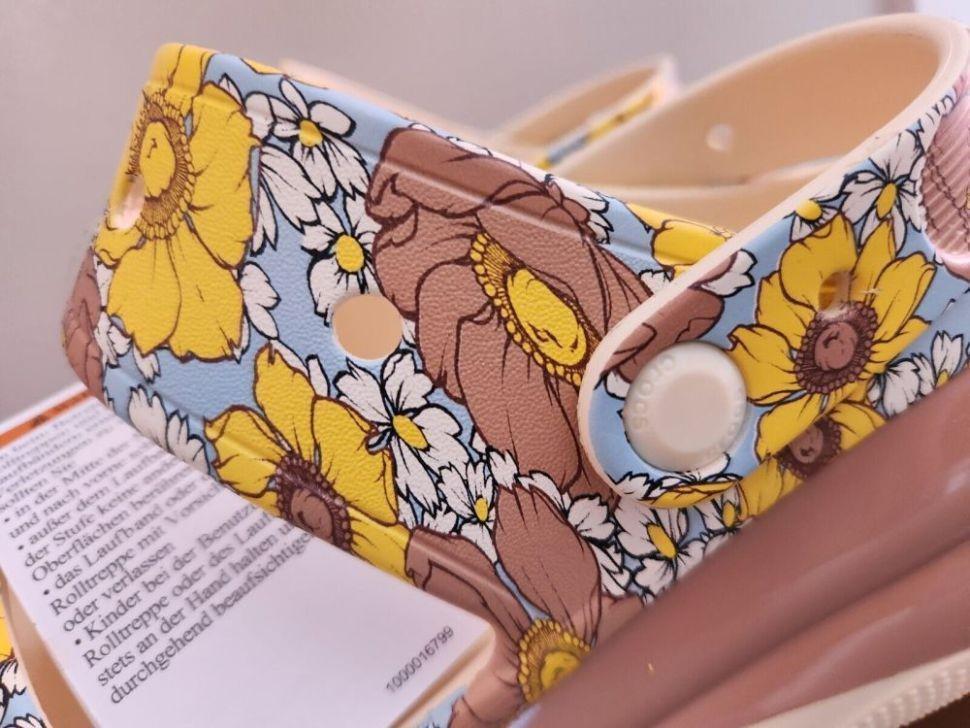 ᐉ Сандали женские Crocs Mega Crush Retro Floral Sandal 38/39