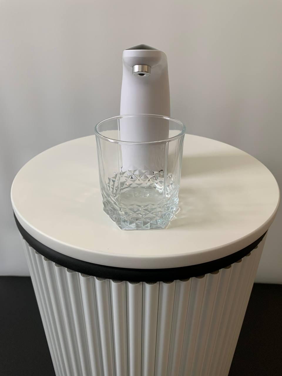 Тубус Allendor Glory Gray для бутылки с помпой электрической 19 л Бежевый - фото 4 Тубус Allendor Glory Gray для бутылки с помпой электрической 19 л Бежевый - фото 4