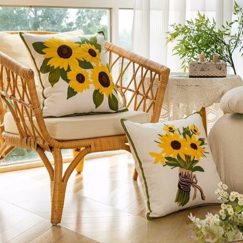 Декоративная подушка Подсолнухи 45х45 см - фото 2 Декоративная подушка Подсолнухи 45х45 см - фото 2