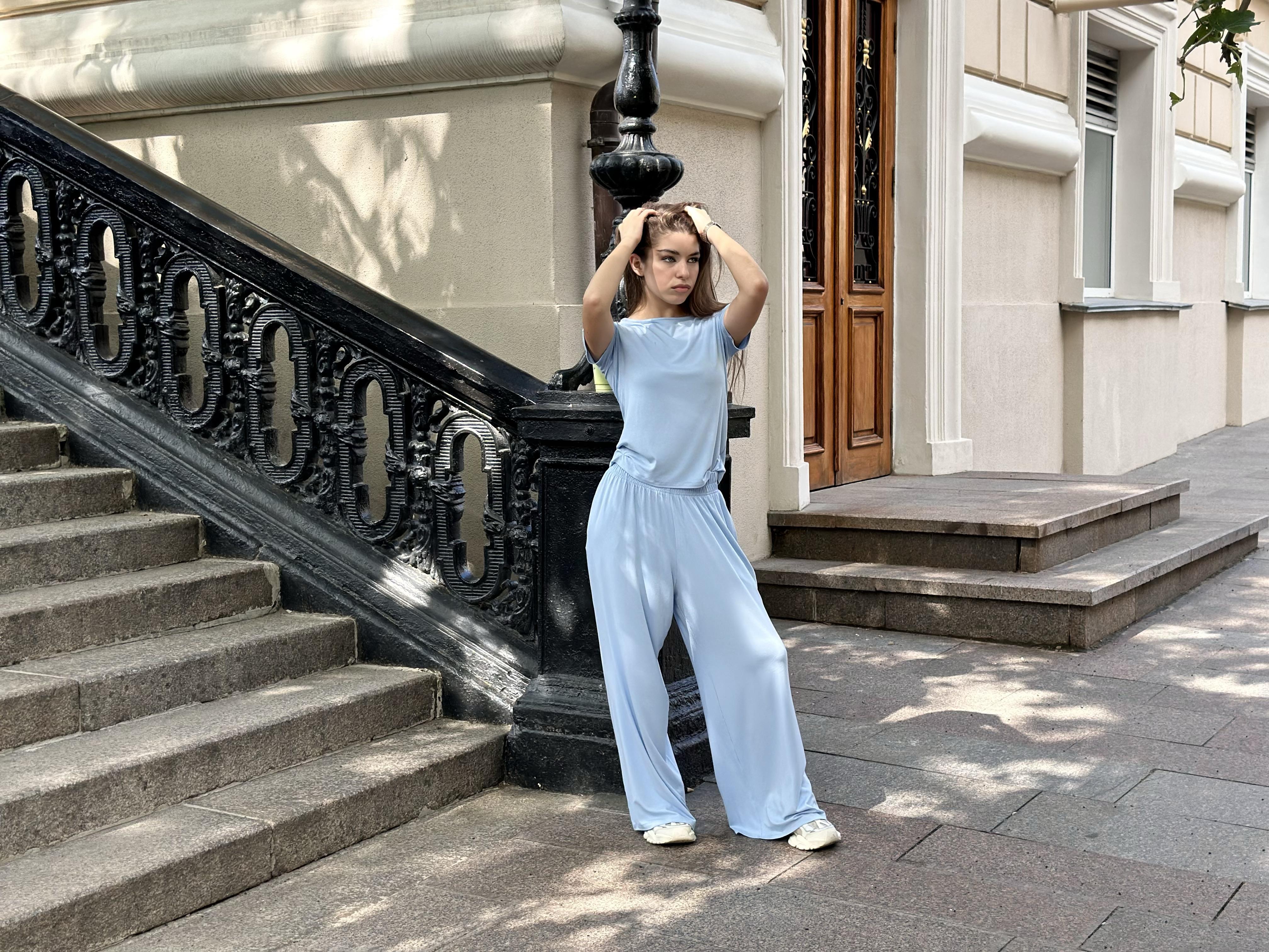 Костюм женский Dolce Vita из вискозы футболка и Брюки палаццо S/M Голубой (DV3) Костюм женский Dolce Vita из вискозы футболка и Брюки палаццо S/M Голубой (DV3)