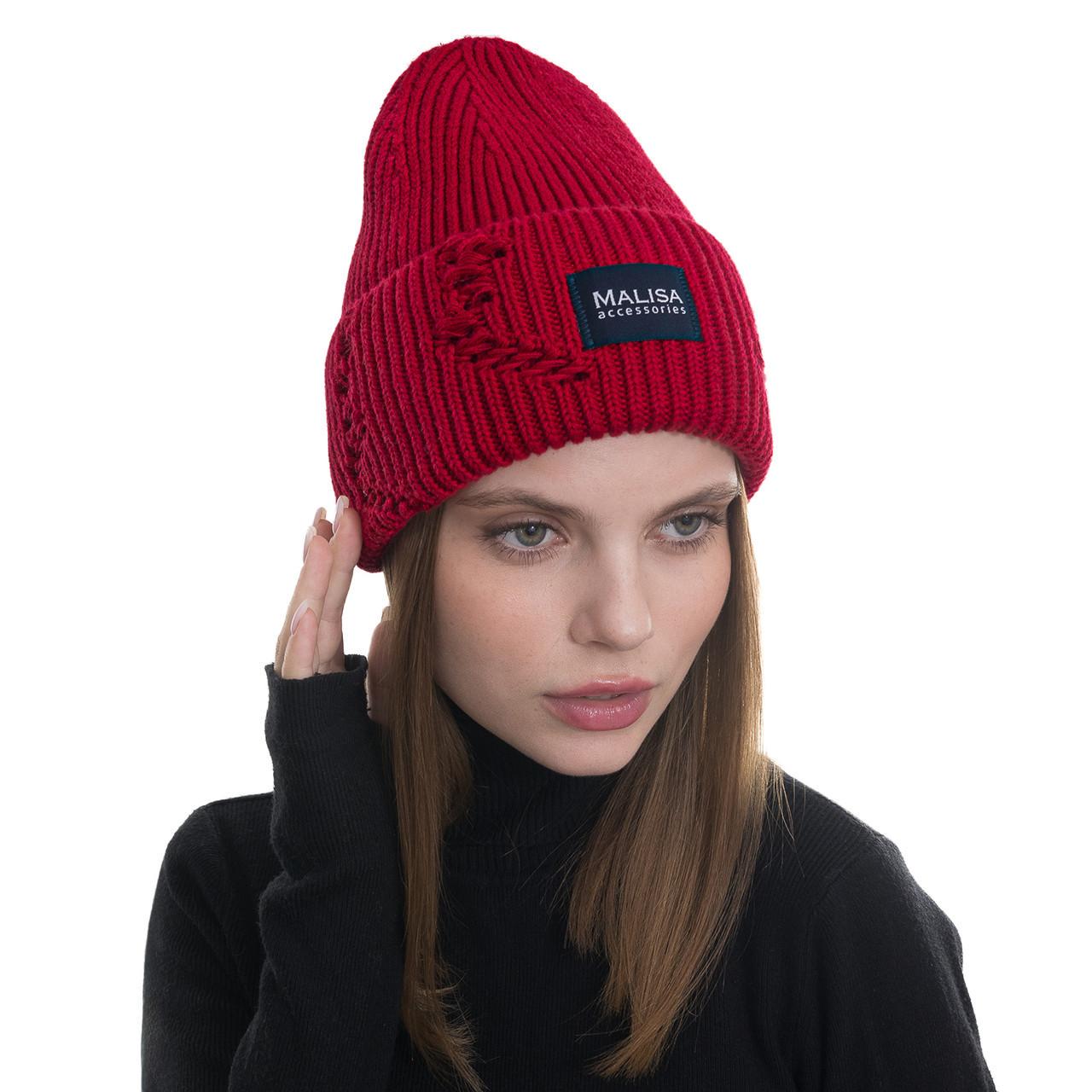 Шапка жіноча Malisa БРУНО без підкладки рвана з емблемою на відвороті one size Рубін (257559) - фото 1