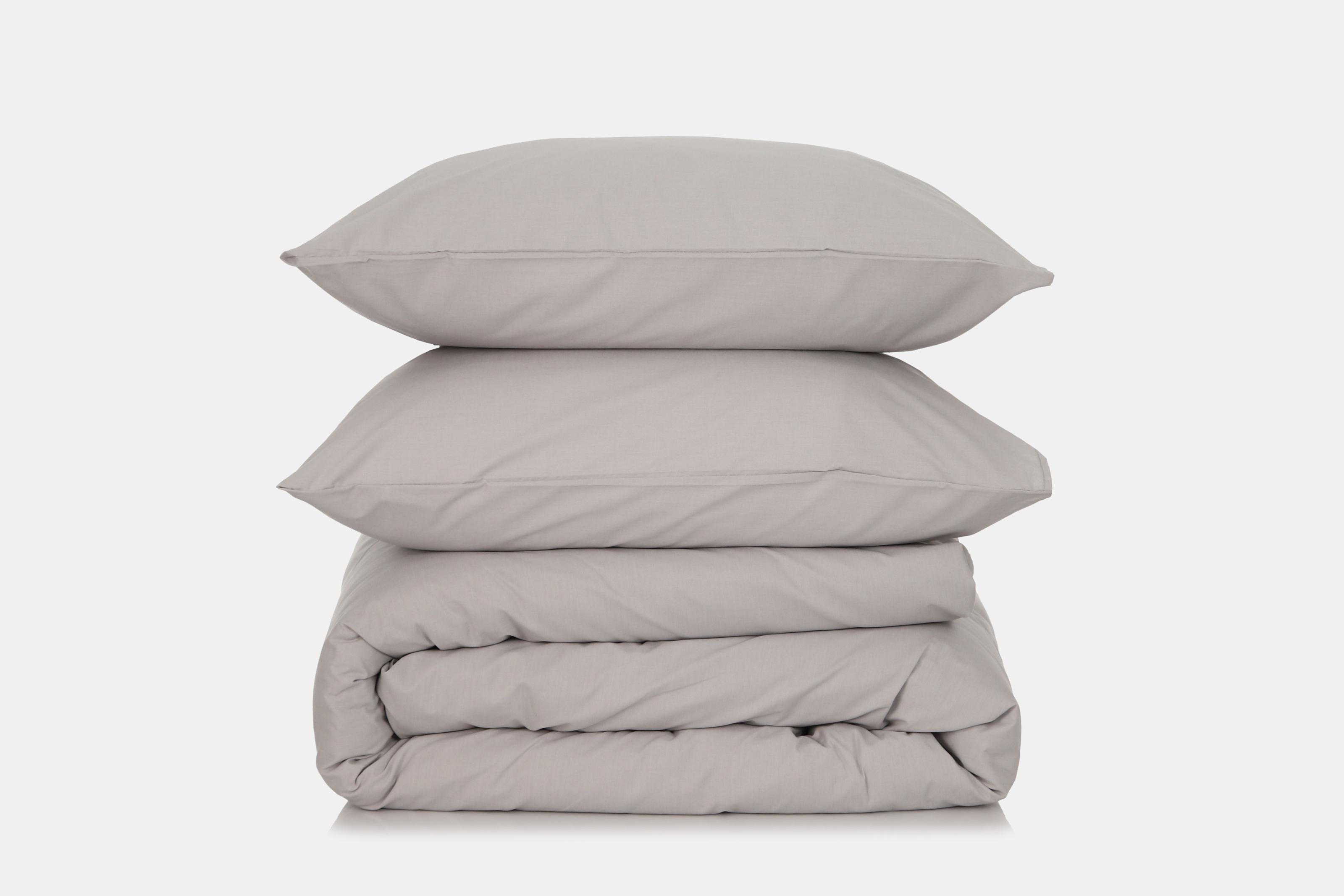 Комплект постельного белья евро Amore 4201 ранфорс Серый (KPB-Ae-R-4201(50x70)_) - фото 1 Комплект постельного белья евро Amore 4201 ранфорс Серый (KPB-Ae-R-4201(50x70)_) - фото 1