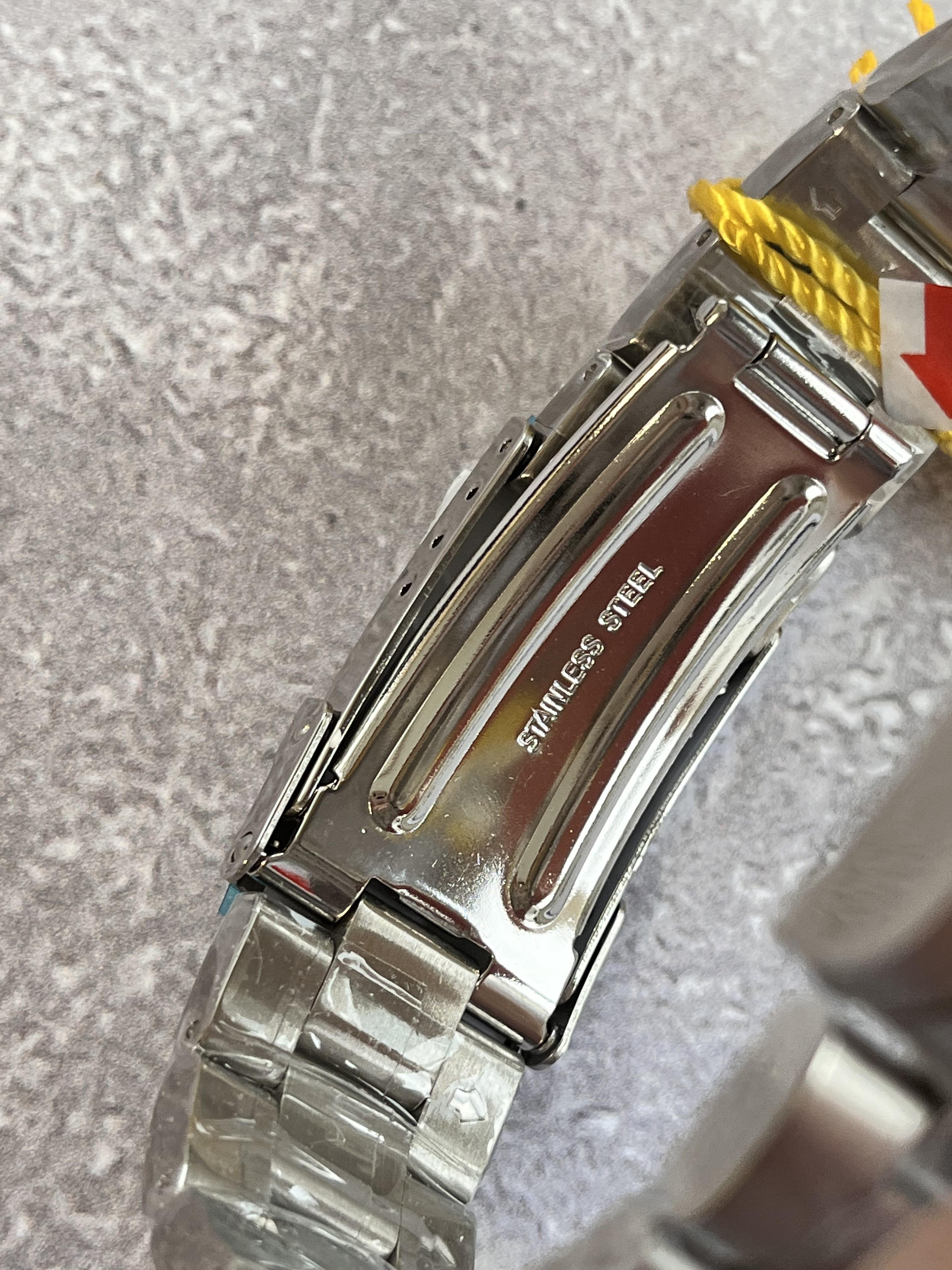 Годинник чоловічий Invicta 30018 (10507511) - фото 5 Годинник чоловічий Invicta 30018 (10507511) - фото 5