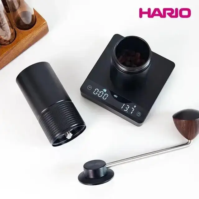 Кофемолка ручная Hario Kabuto со стальными жерновами и регулировкой уровня помола (MKBT-1B) - фото 2