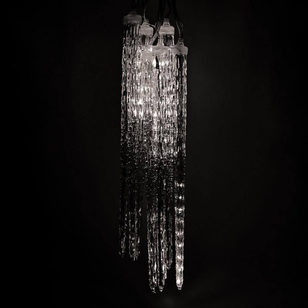 Гирлянда светодиодная наружная сосулька 8 шт. 42 см (R96144-W) - фото 2 Гирлянда светодиодная наружная сосулька 8 шт. 42 см (R96144-W) - фото 2