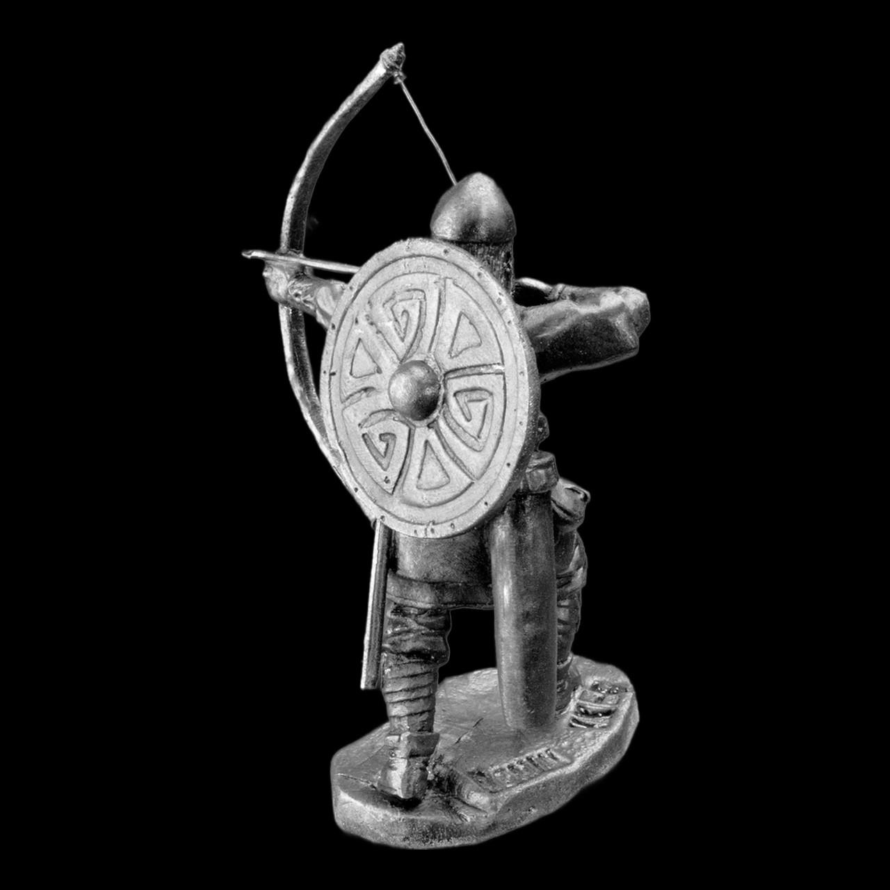Статуэтка коллекционная Викинг с луком из металла и олова 6,5 см (42000069) - фото 3
