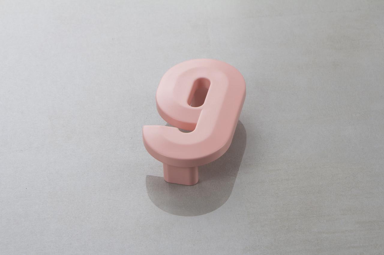 Мебельная ручка Poliplast цифра девятка РП-9 Розовый глянцевый (16421)