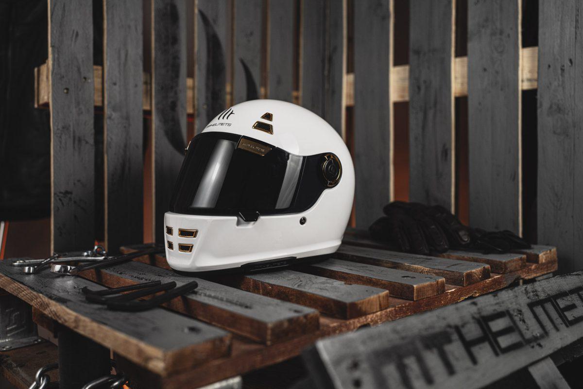 Мотошлем MT HELMETS Jarama Solid S Gloss White (25136) - фото 7