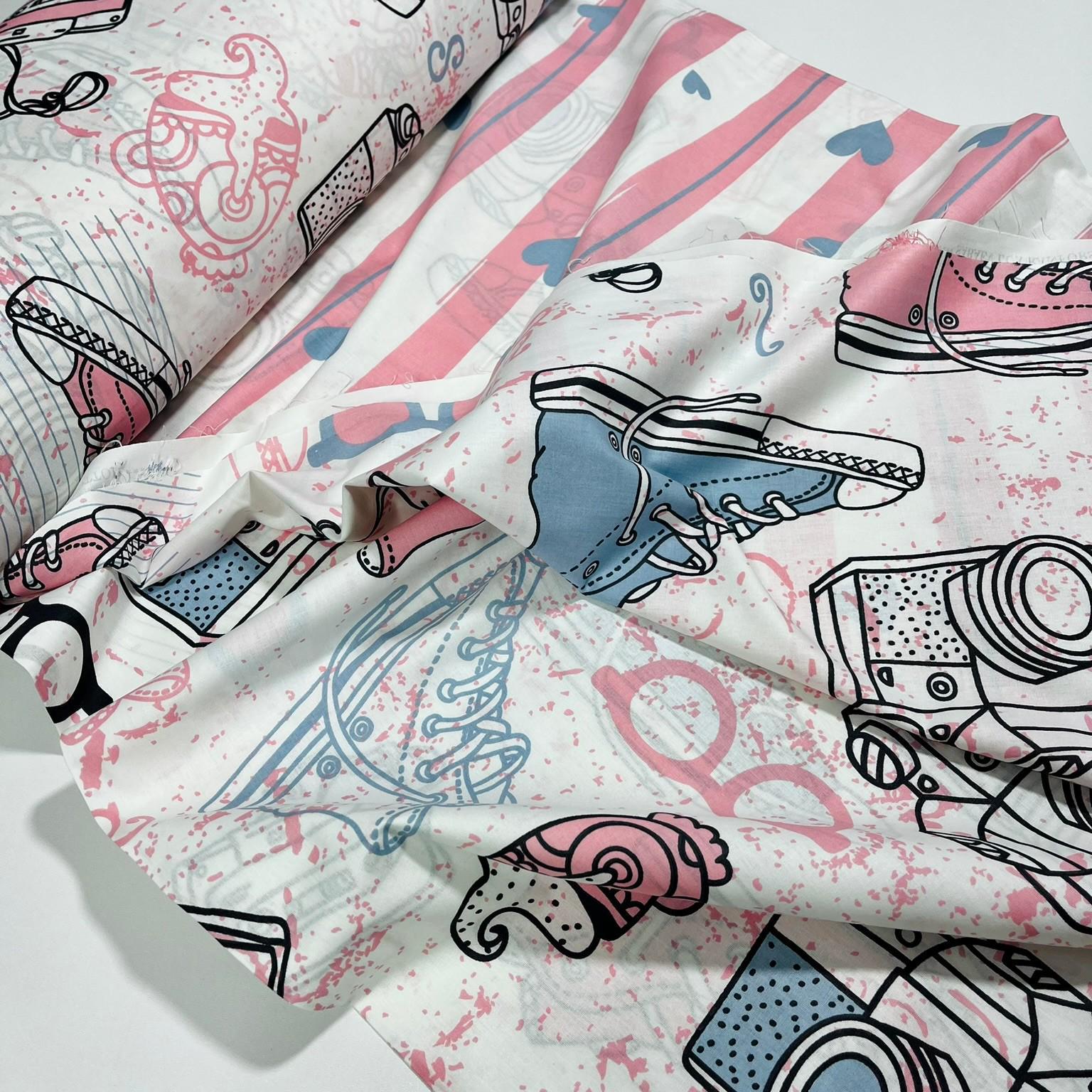 Ткань для постельного белья ранфорс кеды и фотоаппараты 240 см (3679/01)