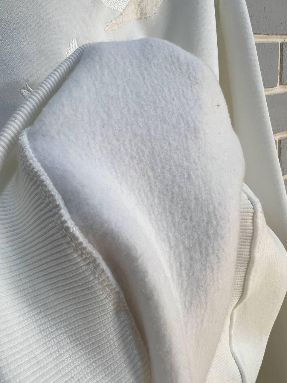 Свитшот женский PEPPER MINT 24-18 вышивка птицы оверсайз утепленный L Белый (972) - фото 5 Свитшот женский PEPPER MINT 24-18 вышивка птицы оверсайз утепленный L Белый (972) - фото 5